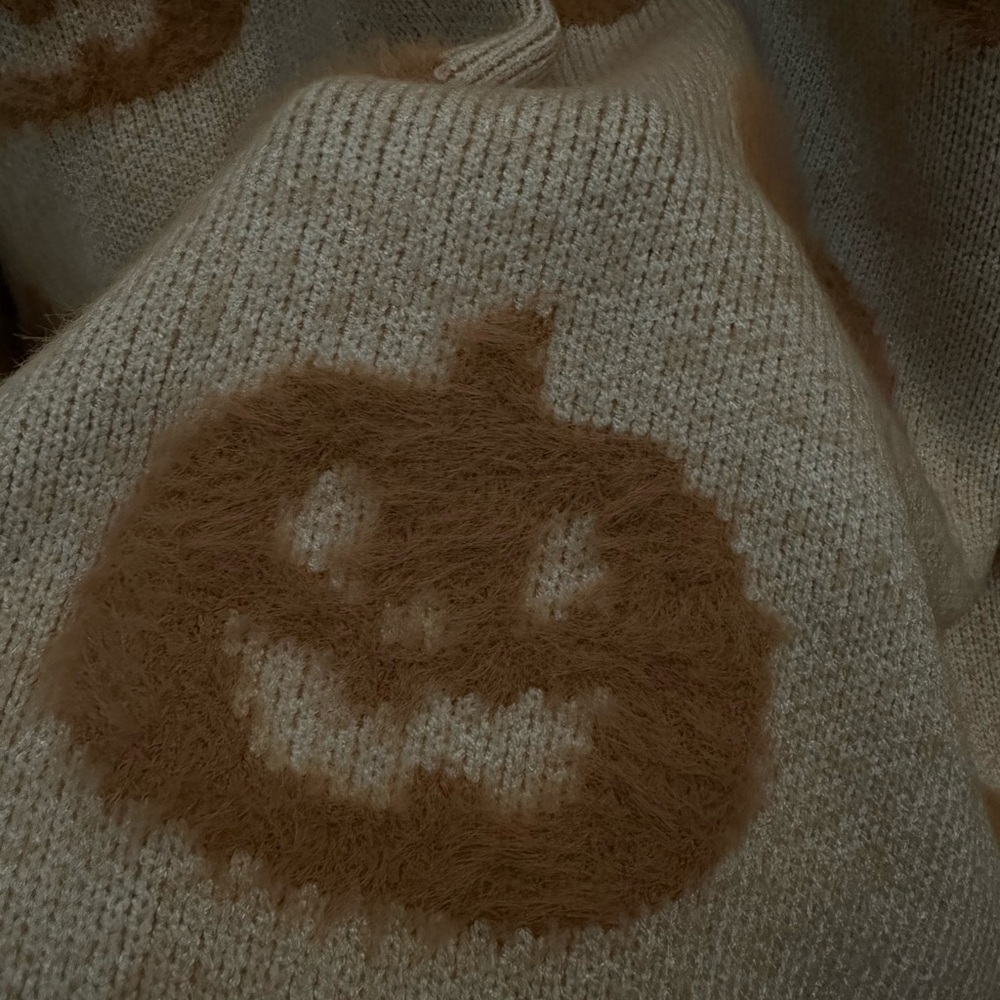 Nora Madison Tan Knit Sweater - Picture 5 of 7